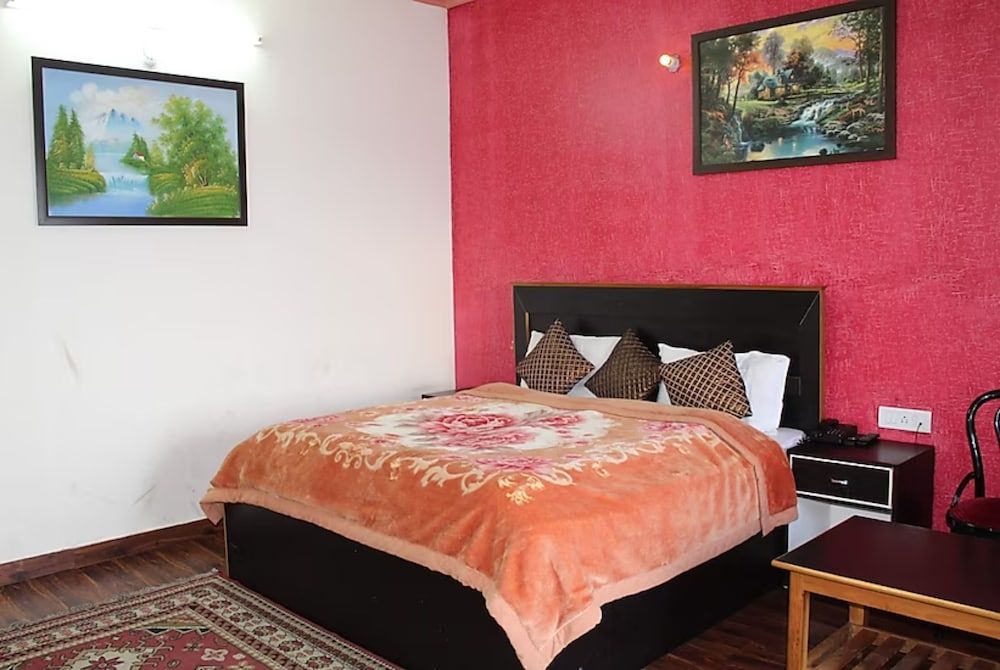 Hotel Himadri Almora Executive Double Room 3