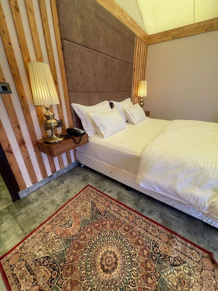 Kavaali stays Deluxe Room 5