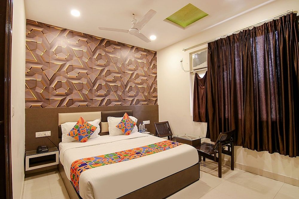 FabHotel Rosewood Inn Deluxe Room 8