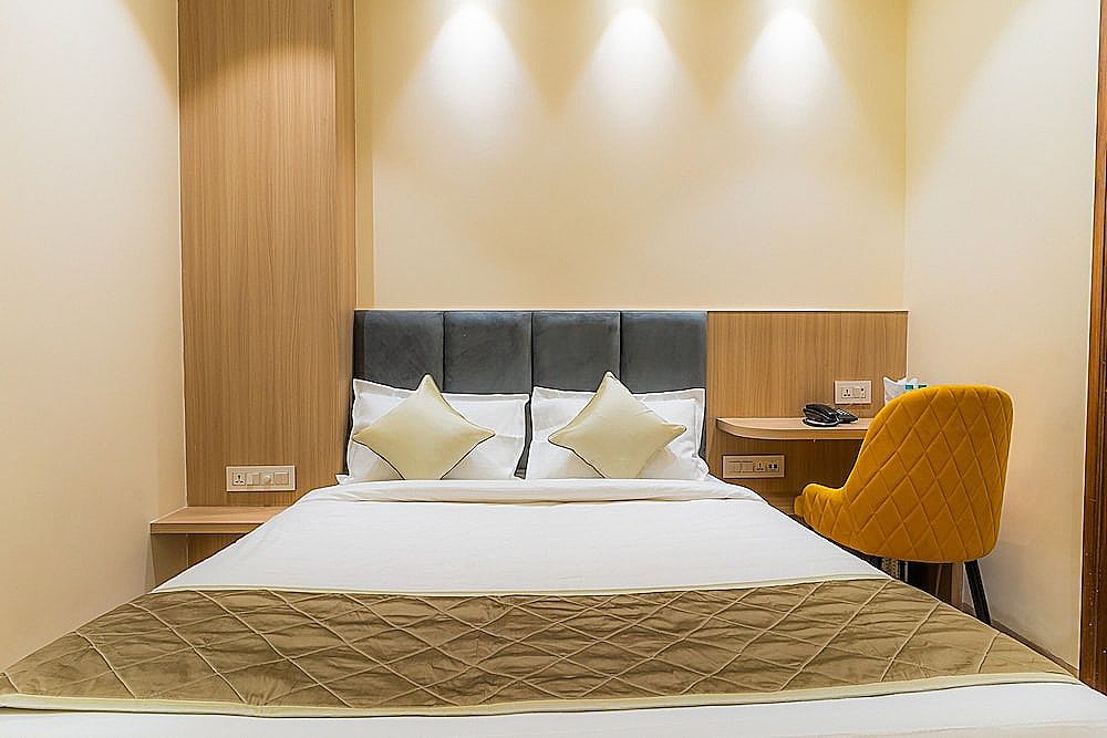 undefined Green Garden Cafe & Hotel 8