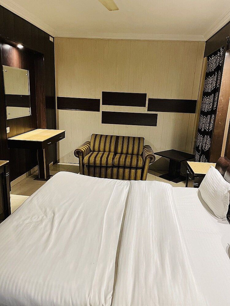 Hotel R.S. Residency  Deluxe Room 6