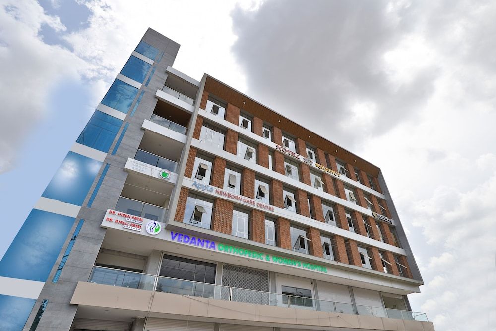 undefined Hotel SR Regency 6