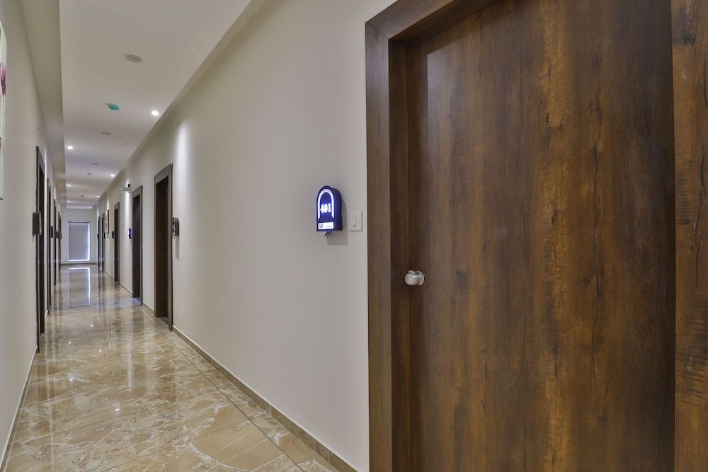 undefined Hotel SR Regency 4