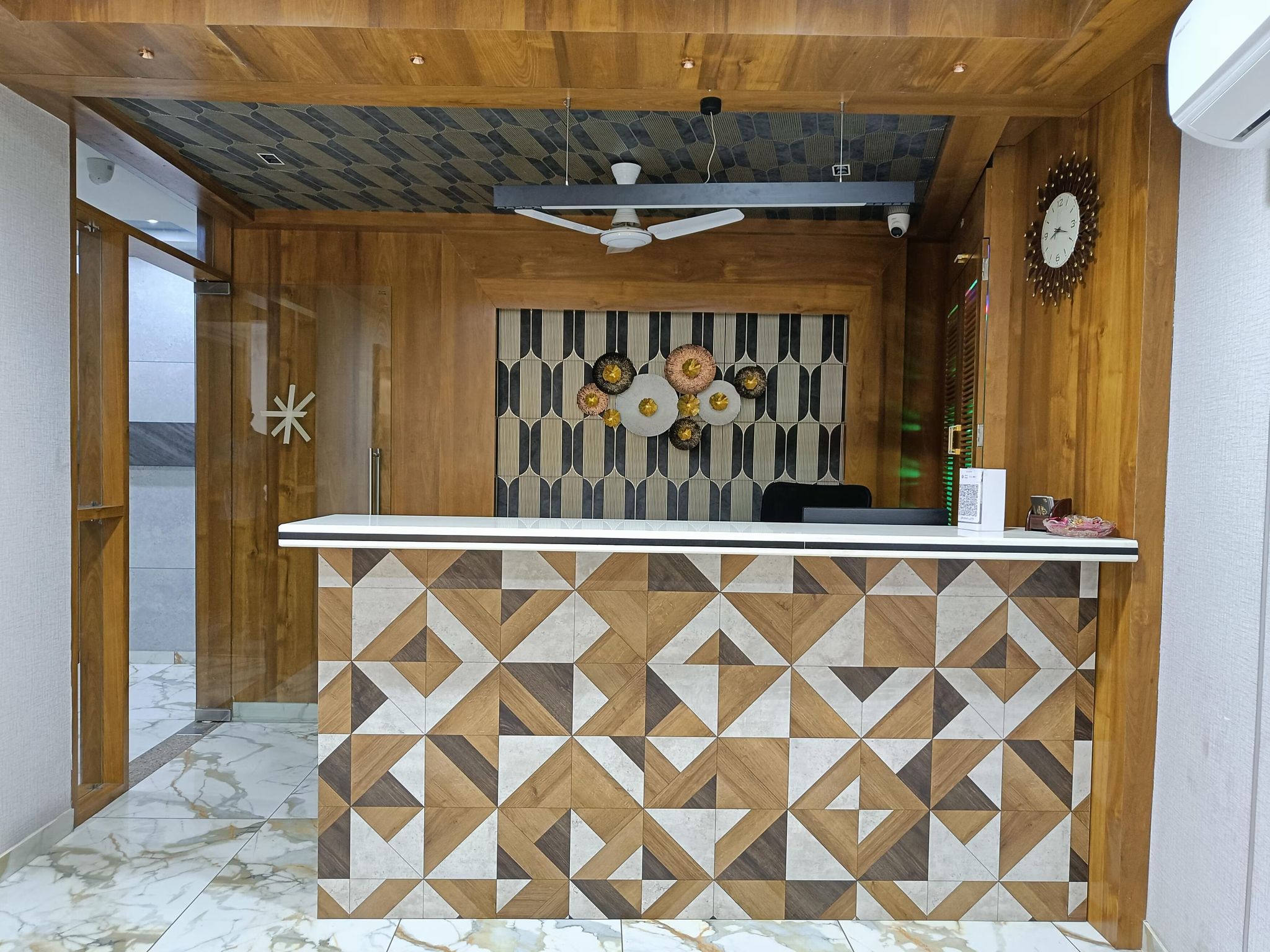 undefined Hotel Lotus 2