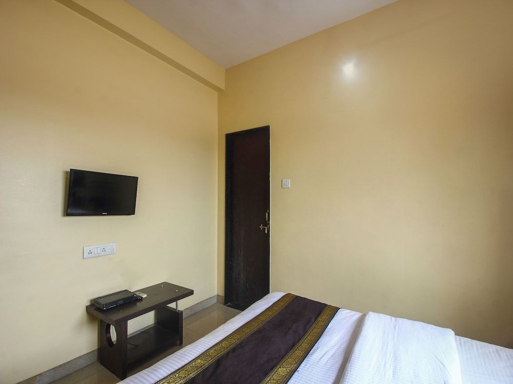 OYO 12355 Hotel New Jagdamba Lodging Double or Twin Room 17