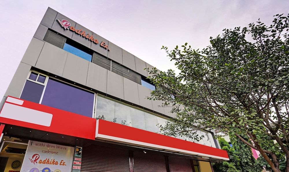 undefined Itsy By Treebo - Radhika Ex 2