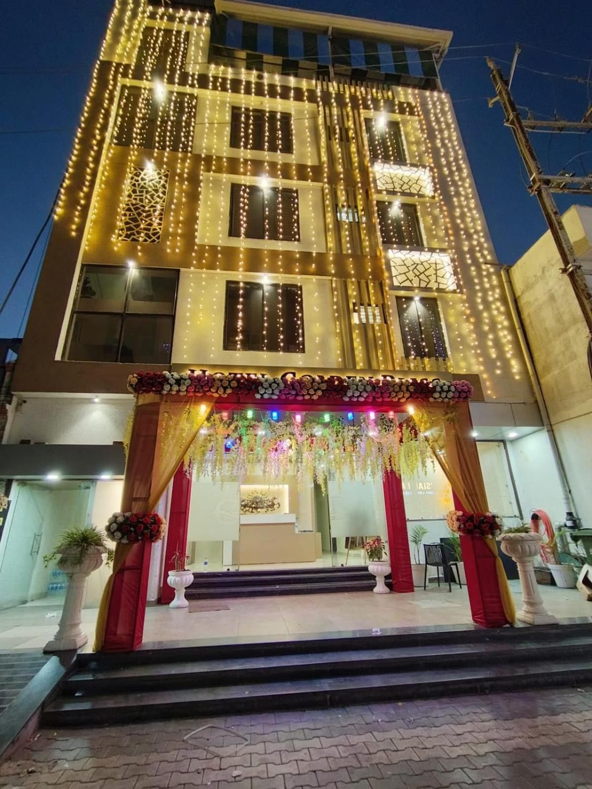 undefined Hotel Golden Bliss 8