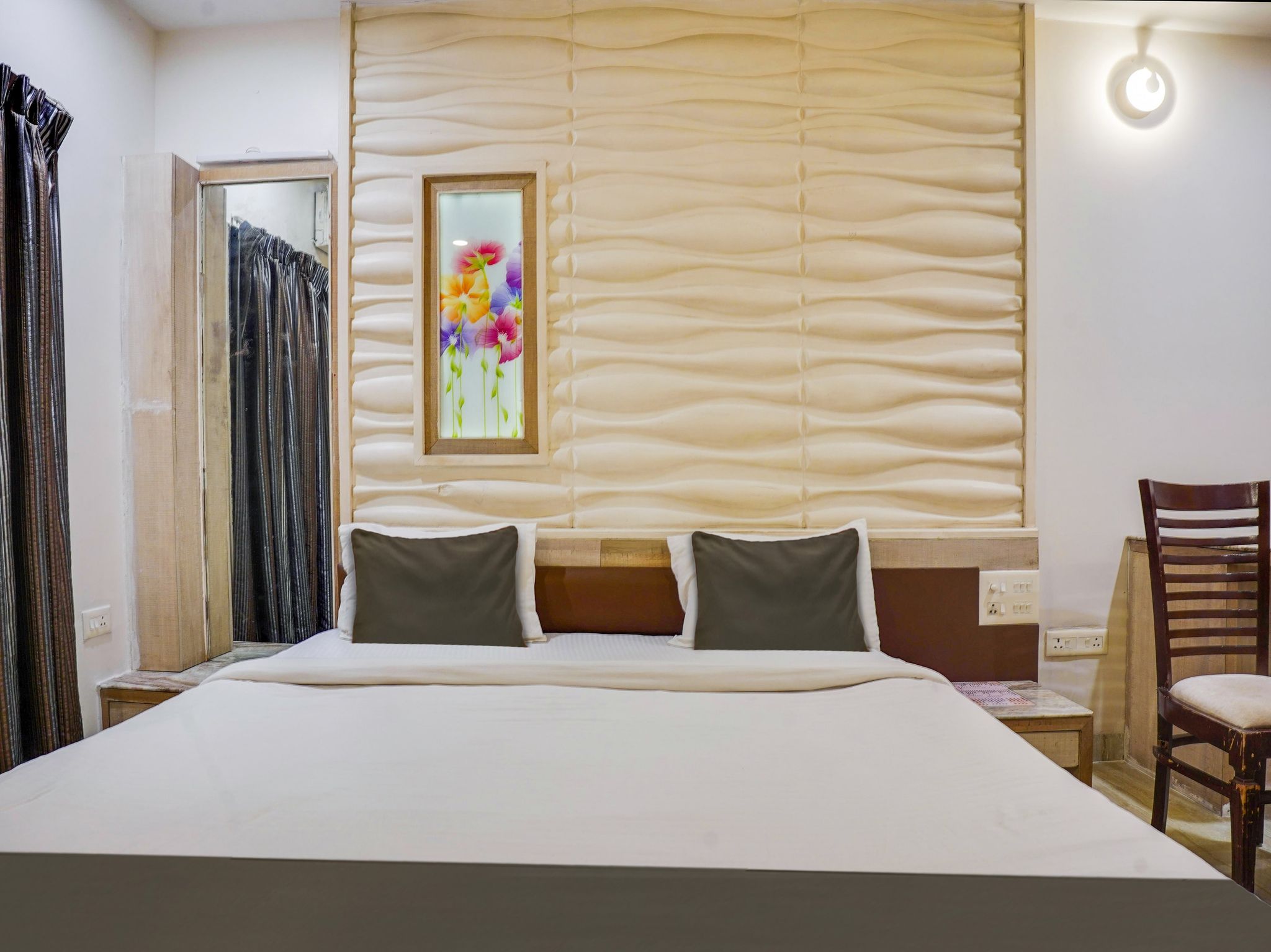 Super Hotel O Smriti Star Classic 7