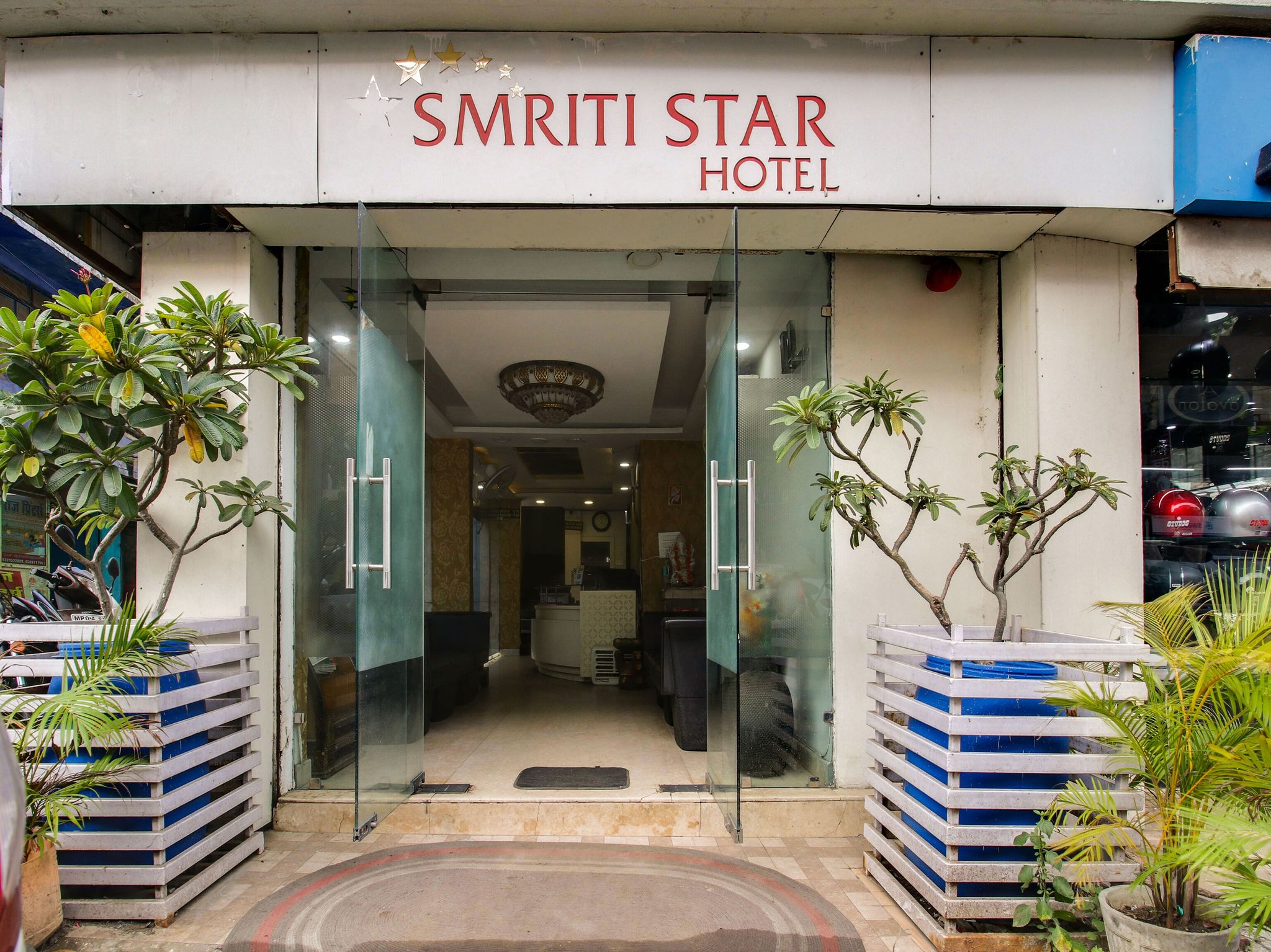 undefined Super Hotel O Smriti Star 6