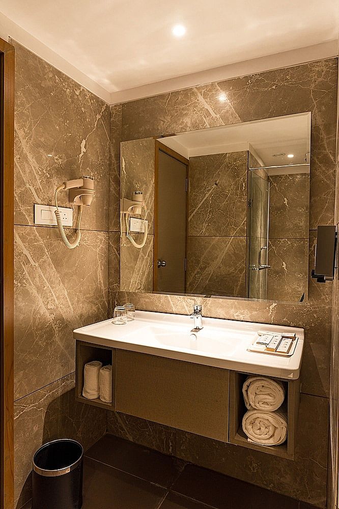 Effotel By Sayaji Bhopal Deluxe Room 4