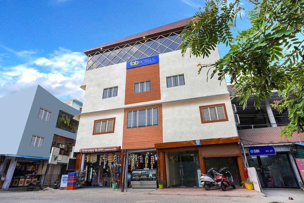 undefined FabHotel GT Palace