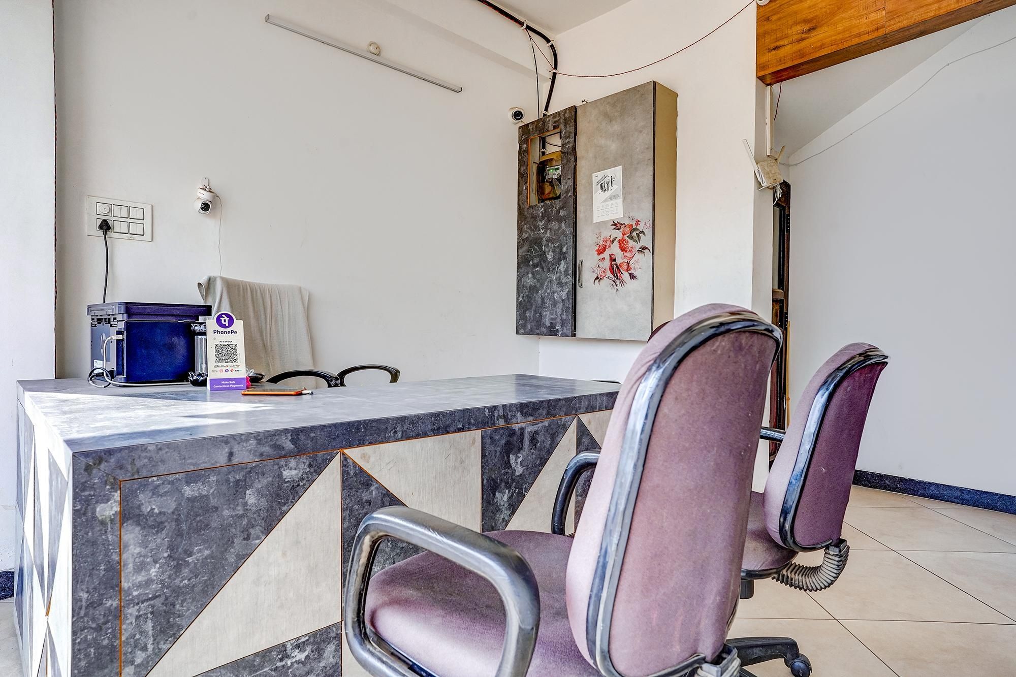 undefined FabExpress Gulmohar Grande 6