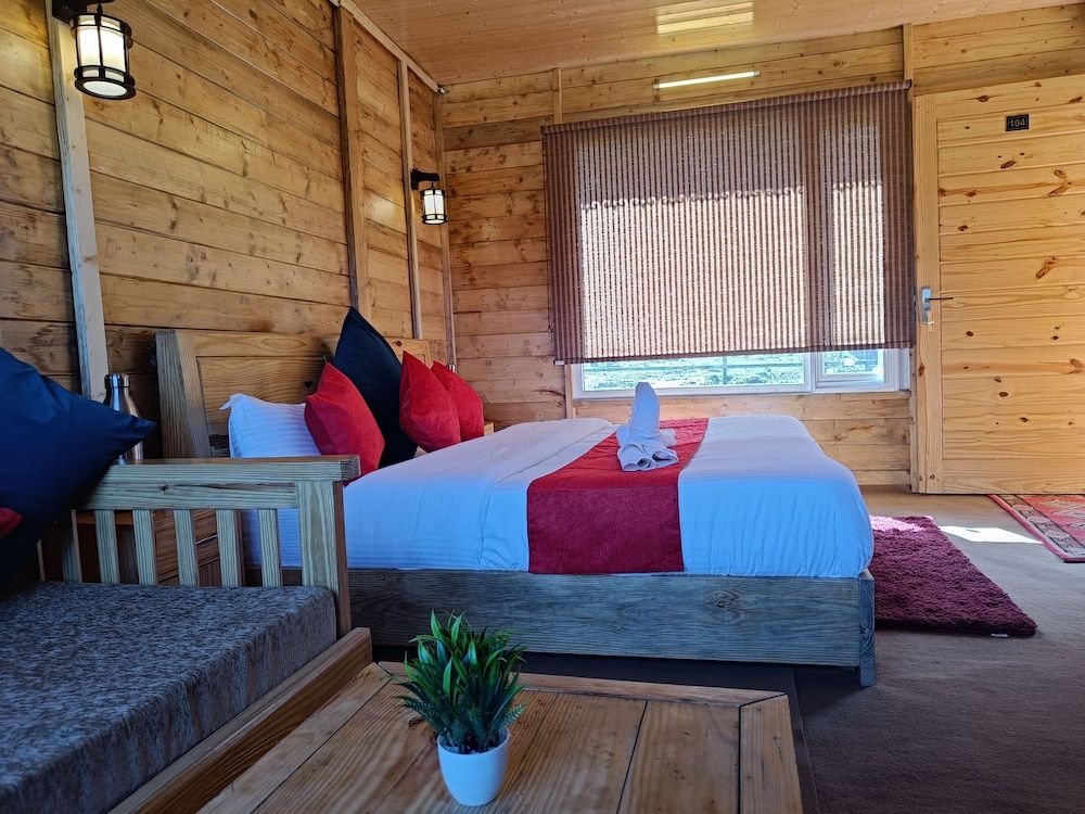Chopta Resort