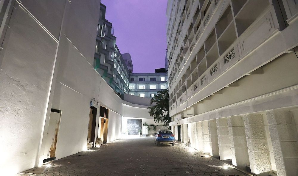 Front of property - evening/night