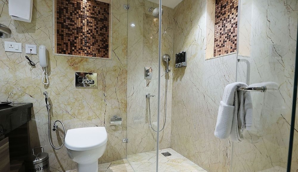 Pharos Hotels Executive Room, 1 Double Bed, Non Smoking, Pool View 11