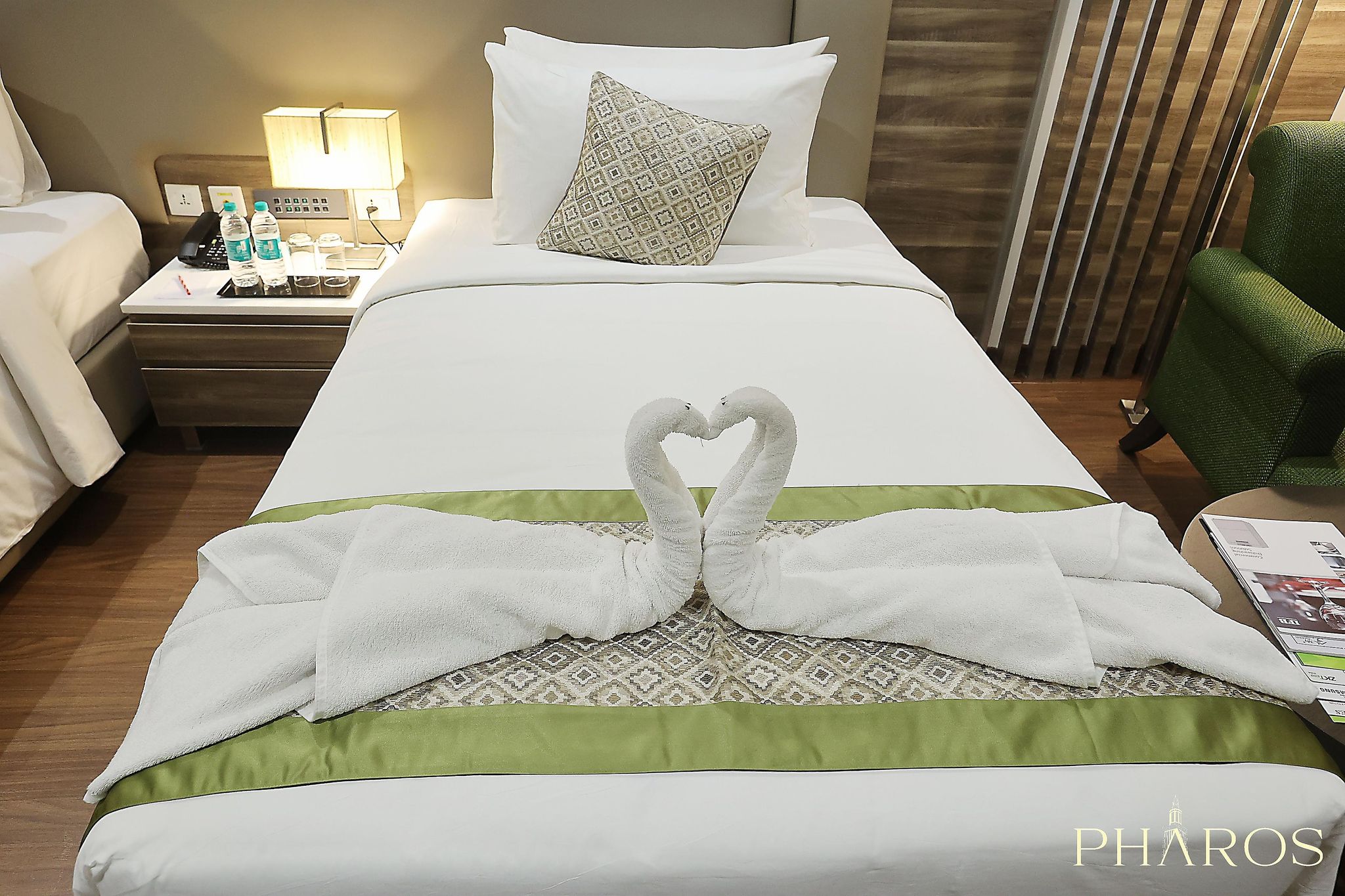 Pharos Hotels Executive Room, 1 Double Bed, Non Smoking, Pool View 4