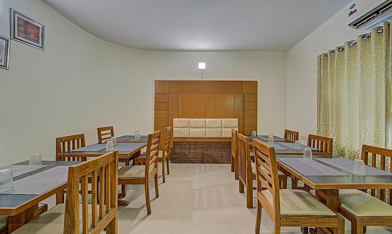 Food & Dining