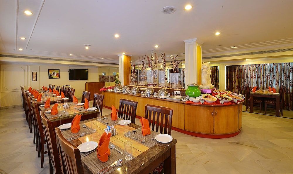 undefined SRM Hotel Maraimalai Nagar 3