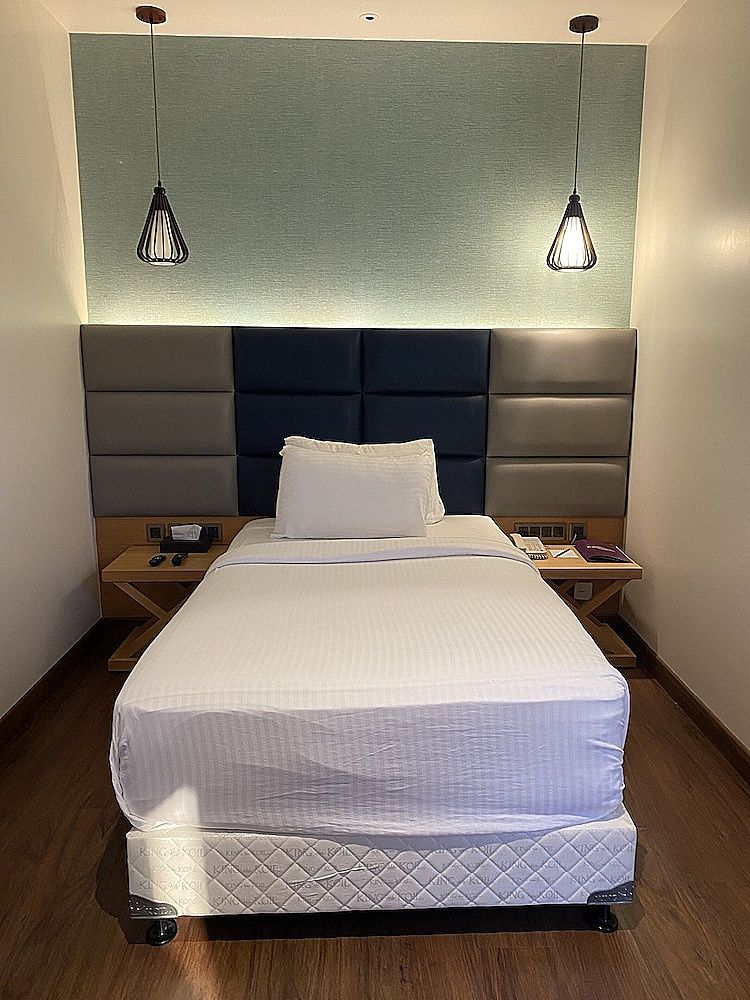 undefined SRM Hotel Maraimalai Nagar 10