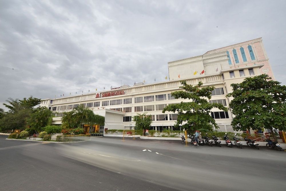 undefined SRM Hotel Maraimalai Nagar