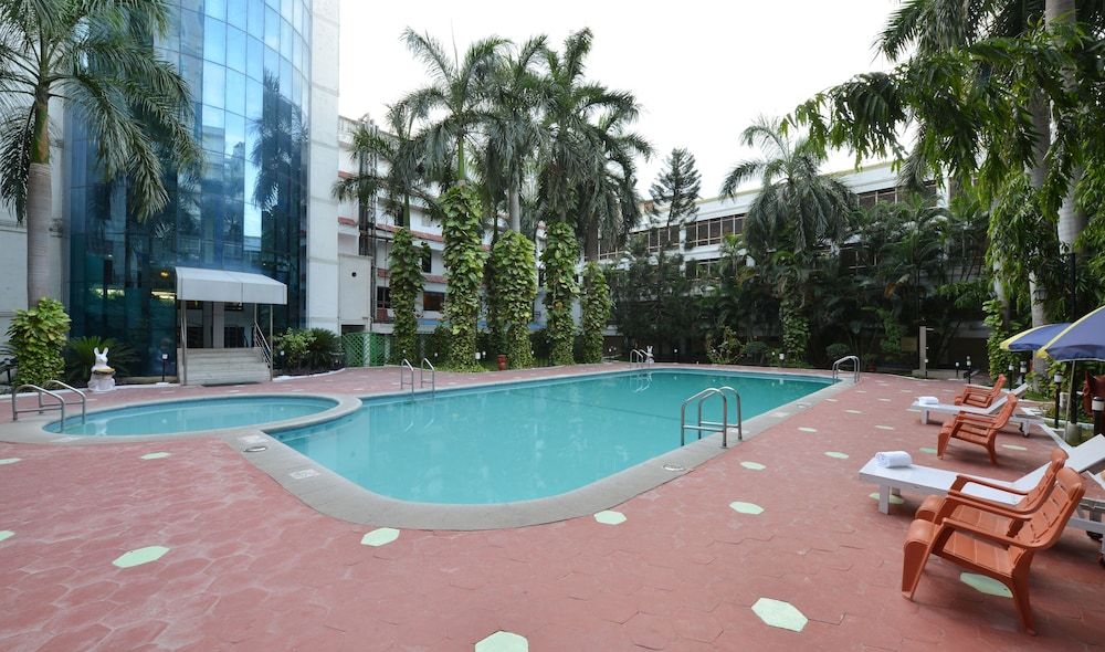 undefined SRM Hotel Maraimalai Nagar 5