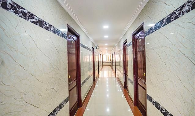 undefined Via Le Royal Inn 4