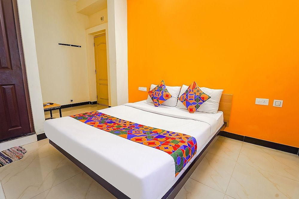undefined FabHotel Virksham 8