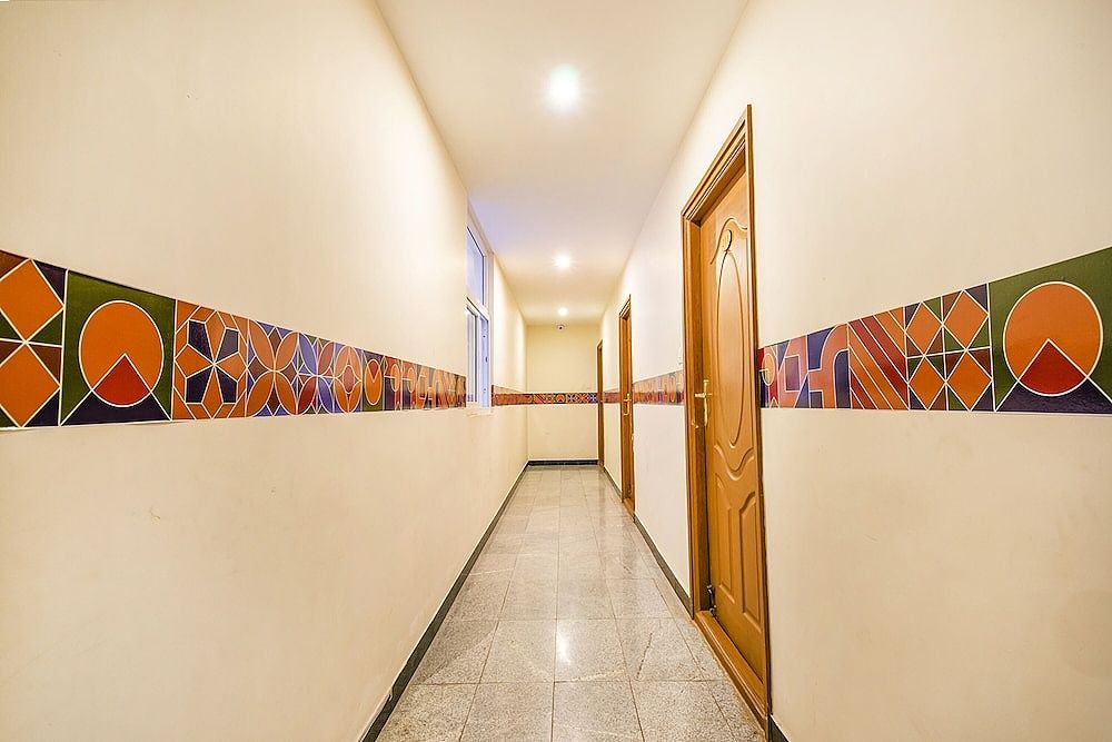 undefined Fabhotel Thejas Paaradise 2