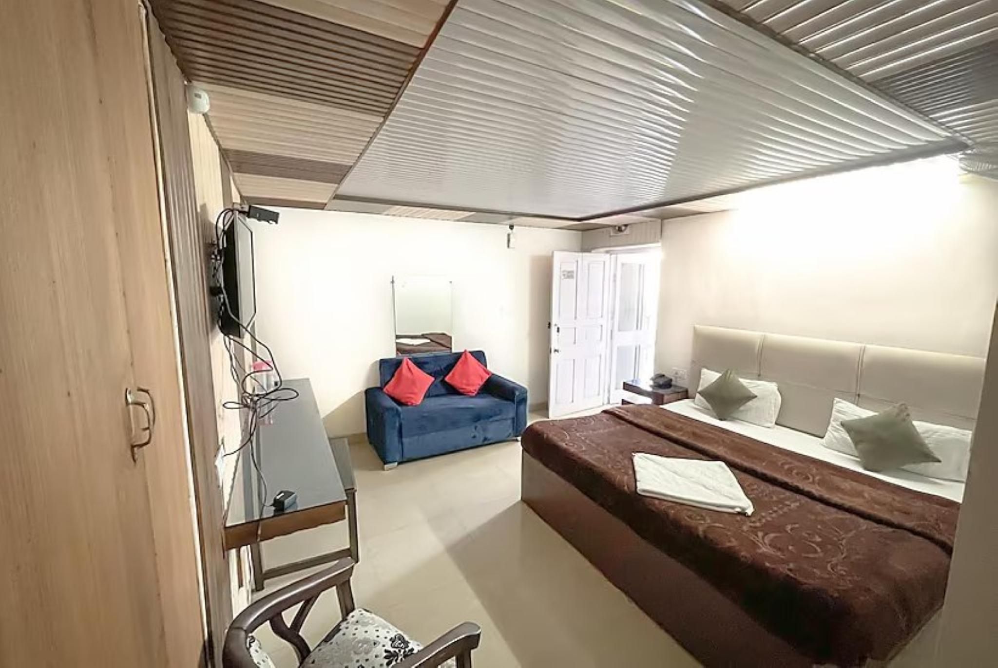 Deluxe Double Bed Room