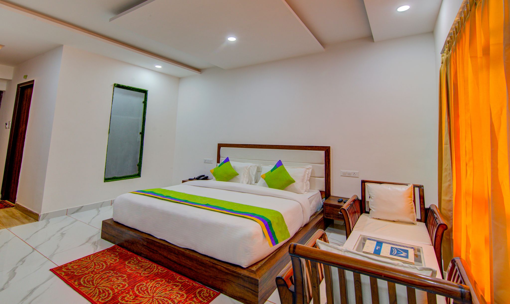 Treebo Down Town, Dalhousie Standard Room With Balcony And Hill View 4