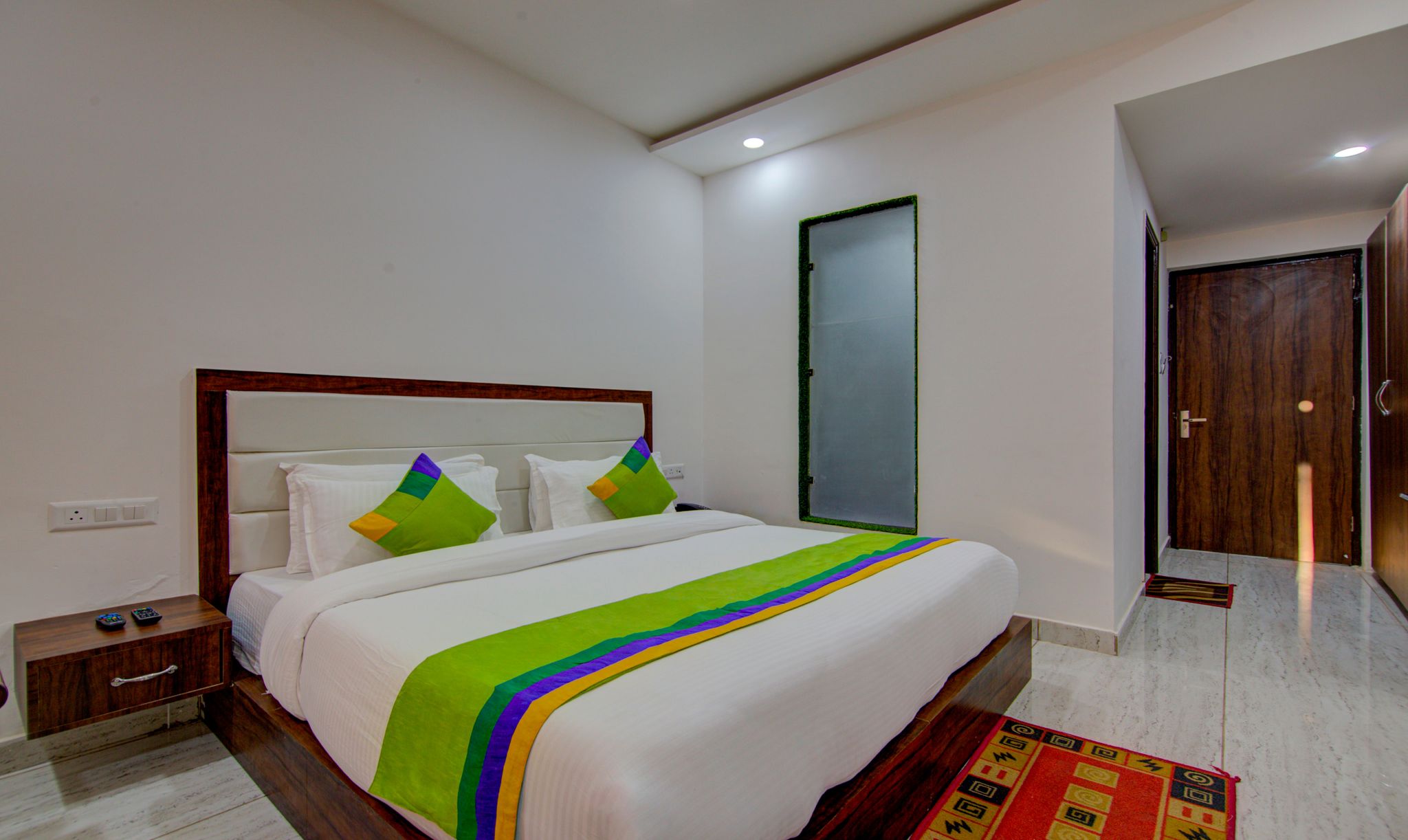 Deluxe Room With Balcony And Hill View