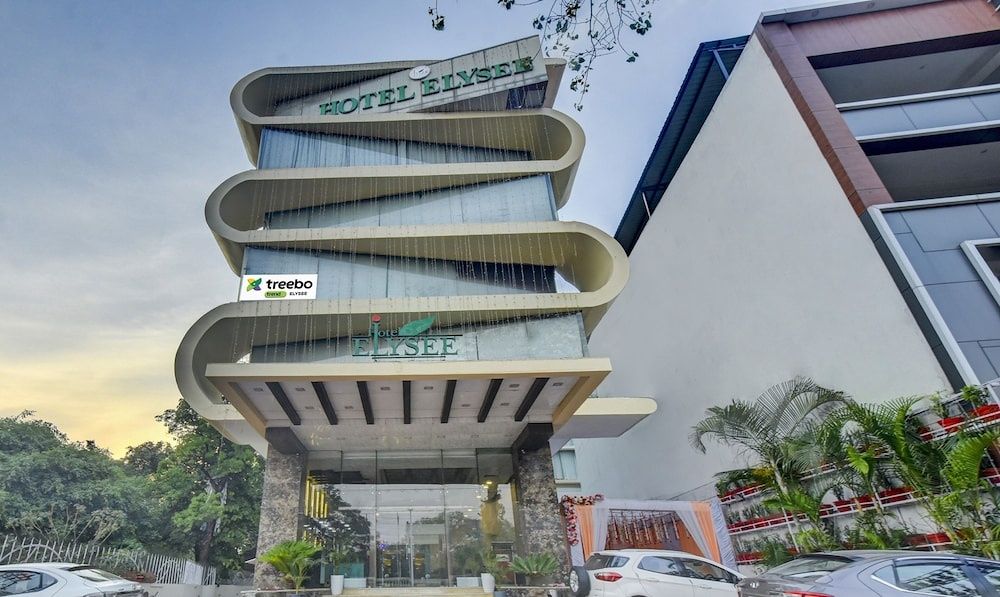 Hotel Exterior