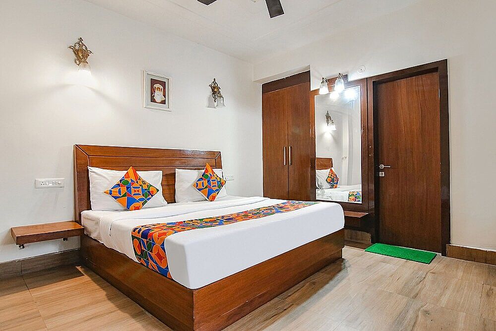 undefined Green Majestic 9