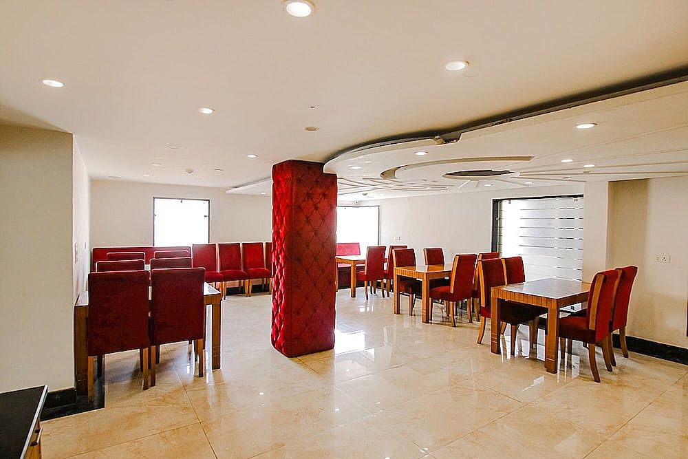 undefined Green Majestic 4