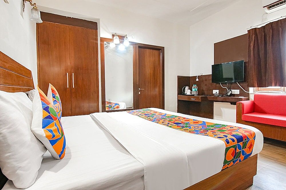 undefined Green Majestic 10