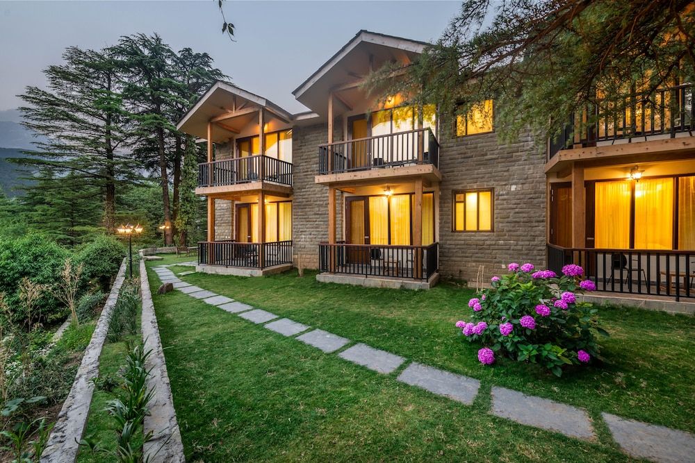 undefined Hotel Eagles Nest 3