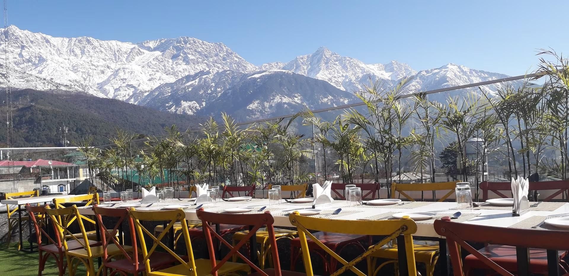 Hotel Centre Point Restaurant & Bar Deluxe Room 4