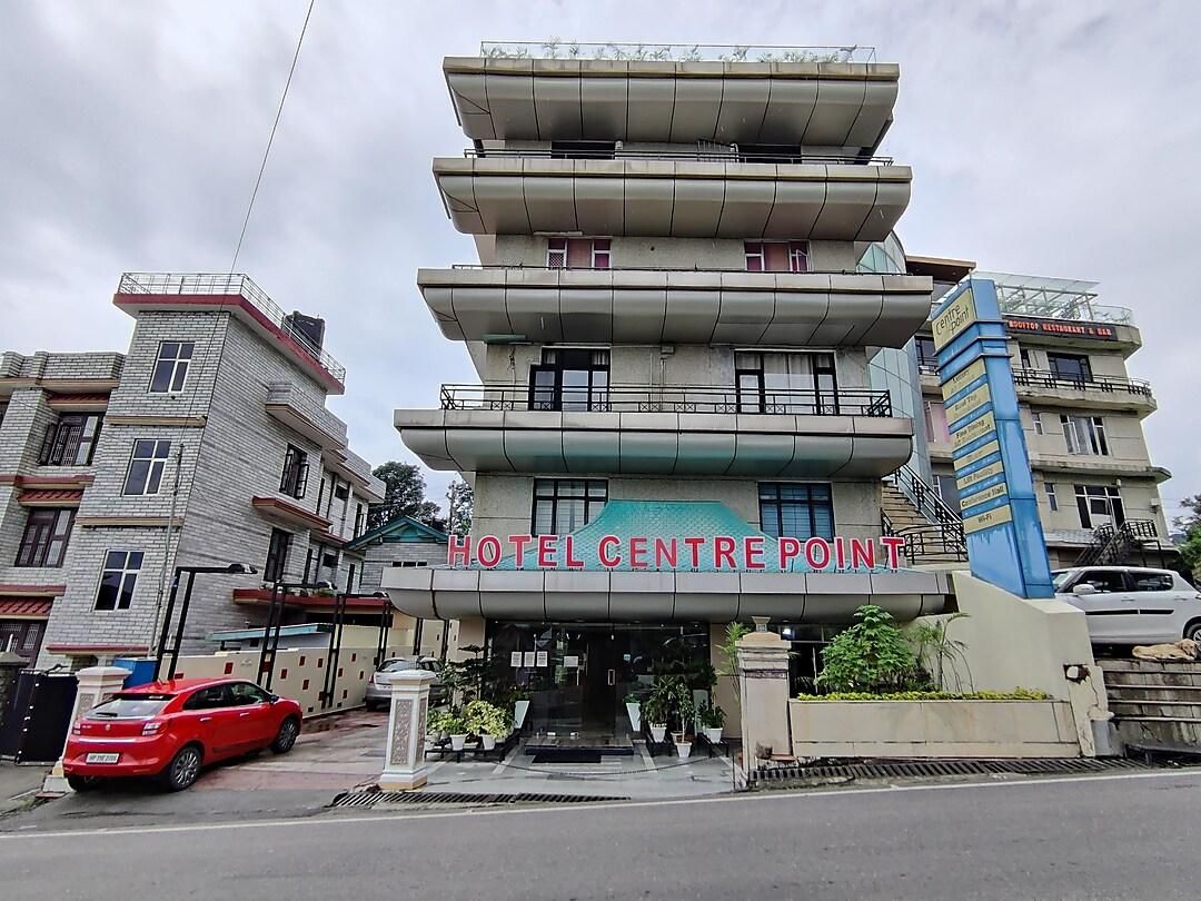 undefined Hotel Centre Point Restaurant & Bar