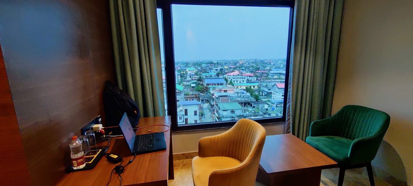 Hotel Raj Meridian Studio room 7