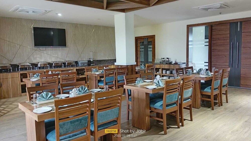 undefined Hotel Golden Orchid 9