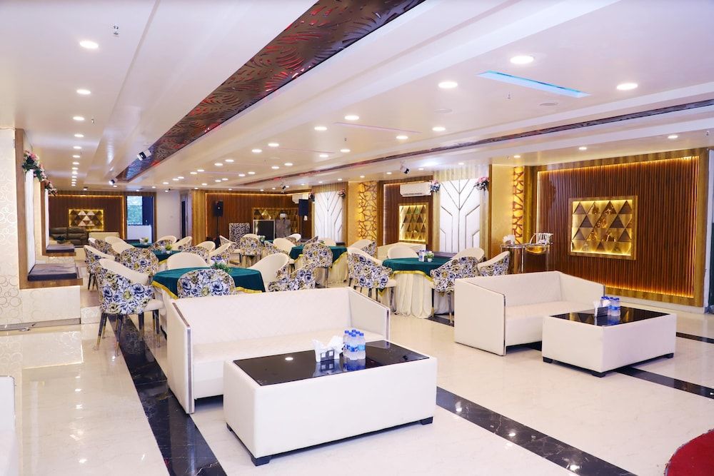 undefined Shree Jee Hotel 6