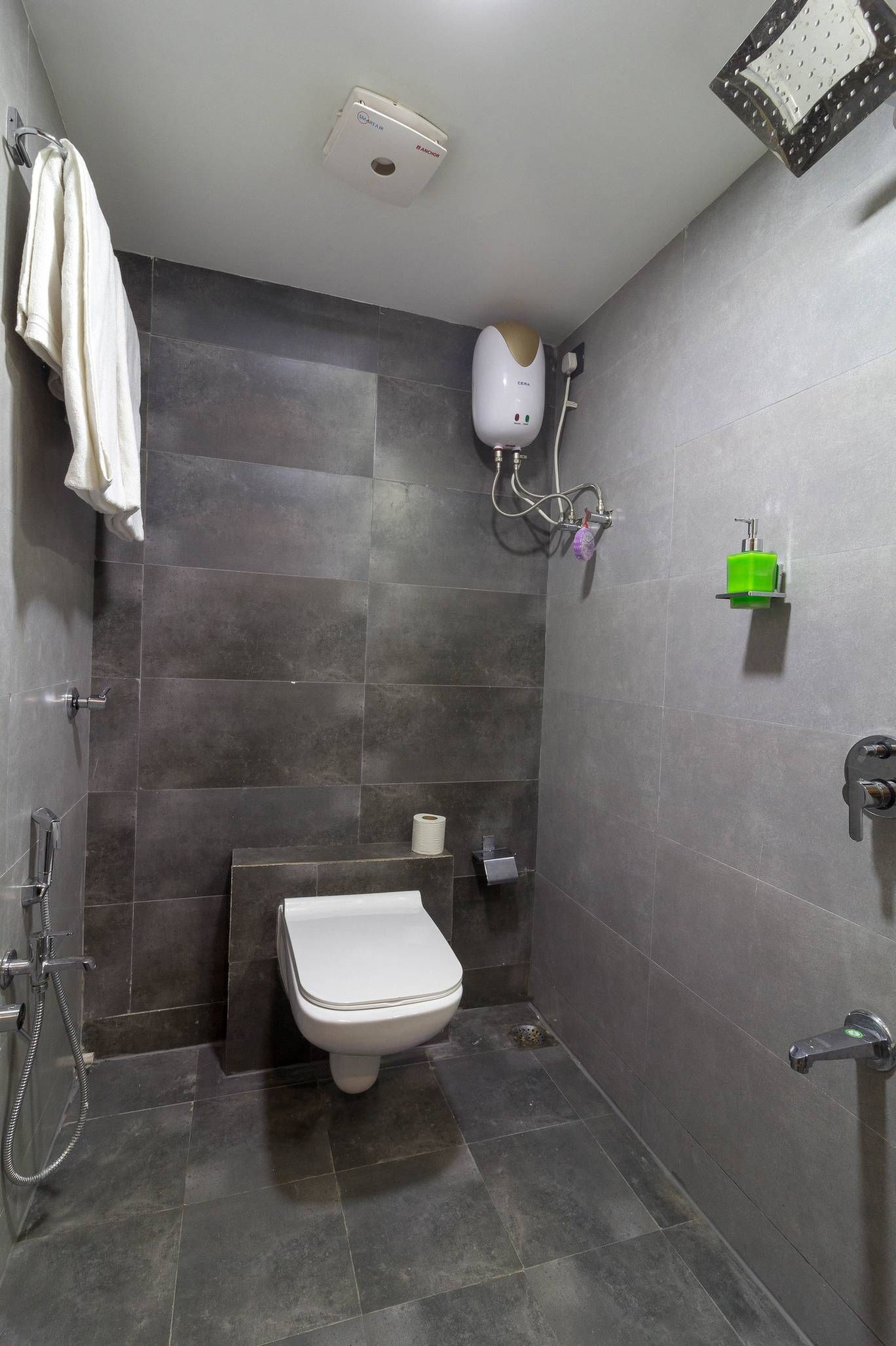 Hotel Green City Deluxe Double Bed 7