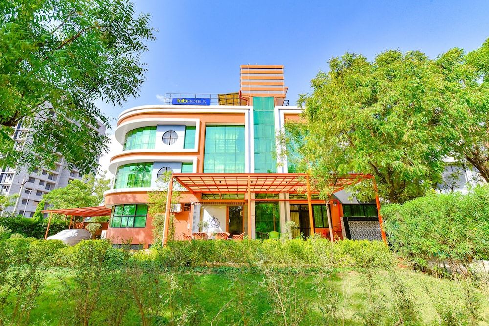 undefined FabHotel Prime Empyrean 4
