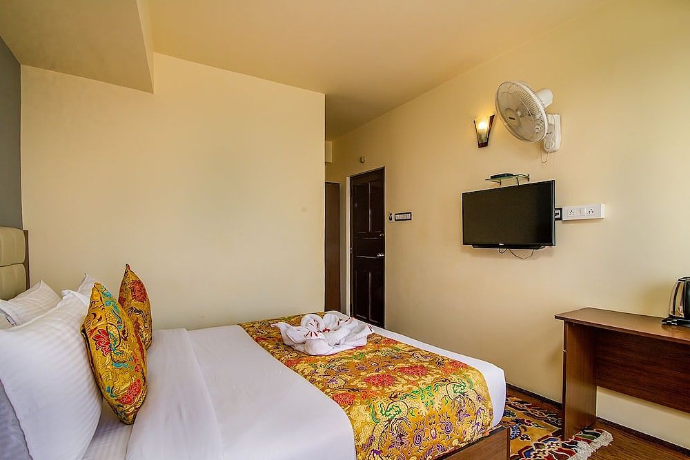 Muscatel Grand Silkroute 300 Mts MG Marg Standard Room 11