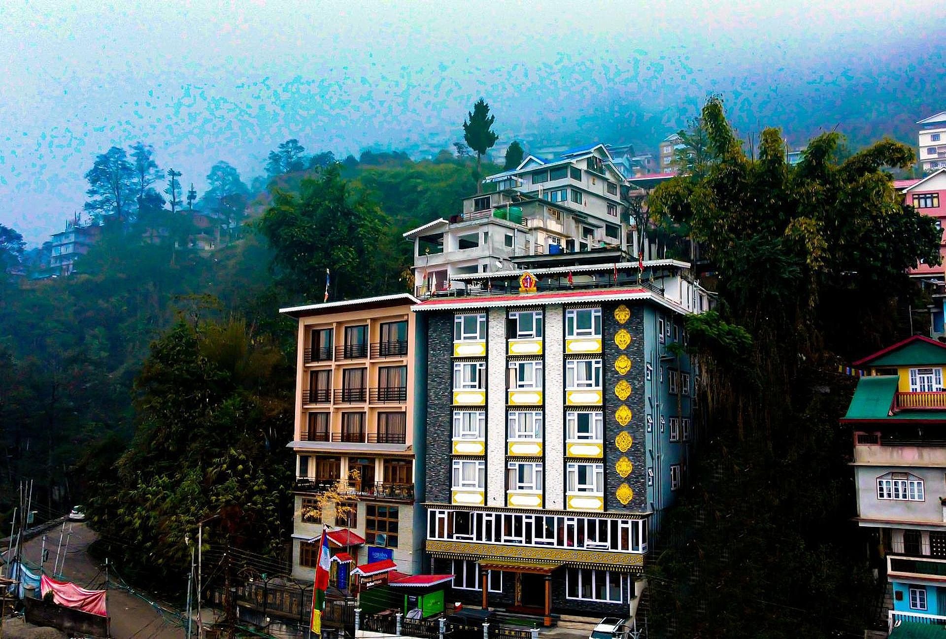 undefined Rufina Pinasa Residency