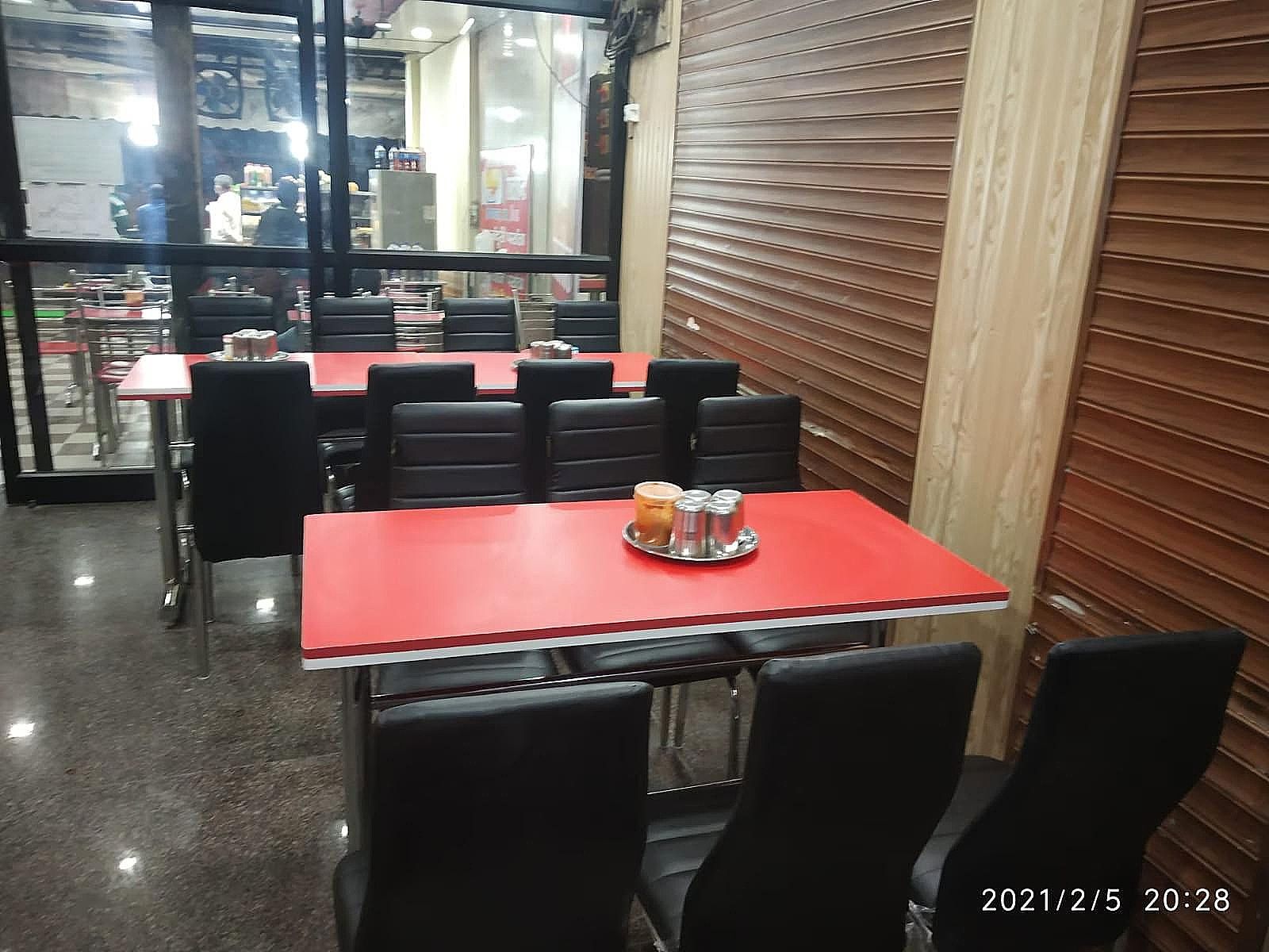 Food & Dining