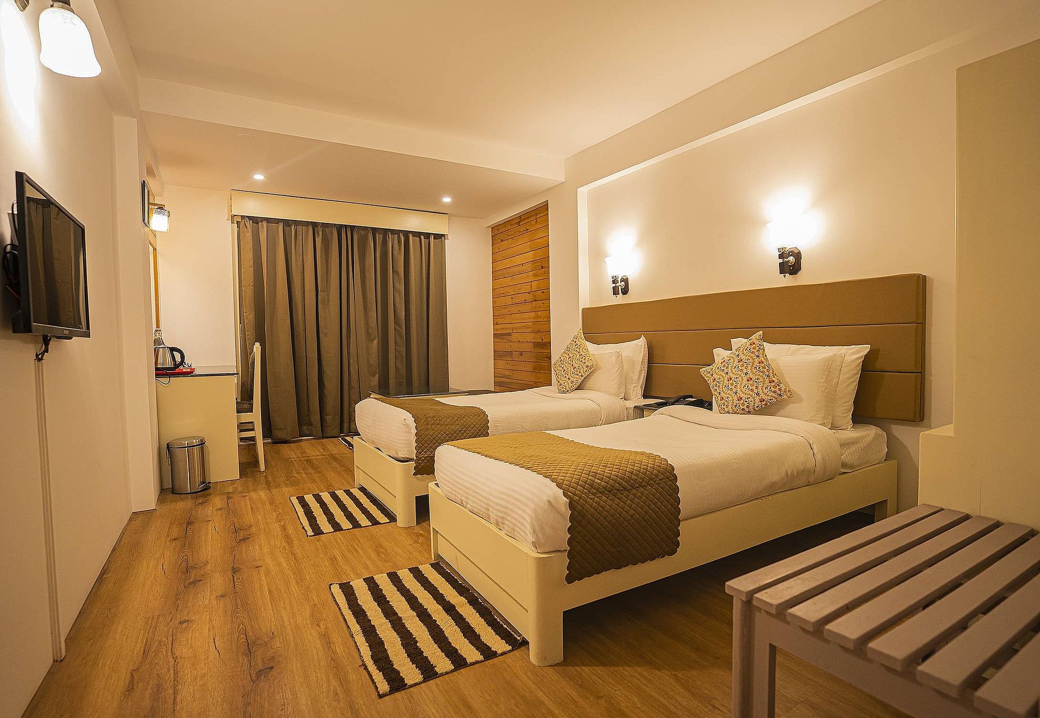 Treenz Lite Superior Room 2