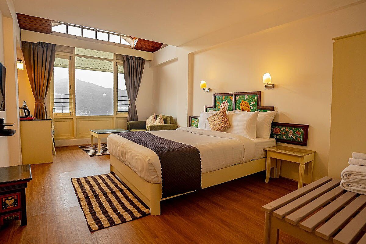 Treenz Lite Superior City View Room