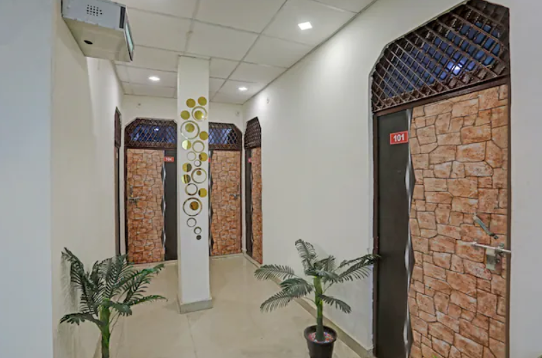 undefined Roomshala 021 Hotel Joyous Inn 3