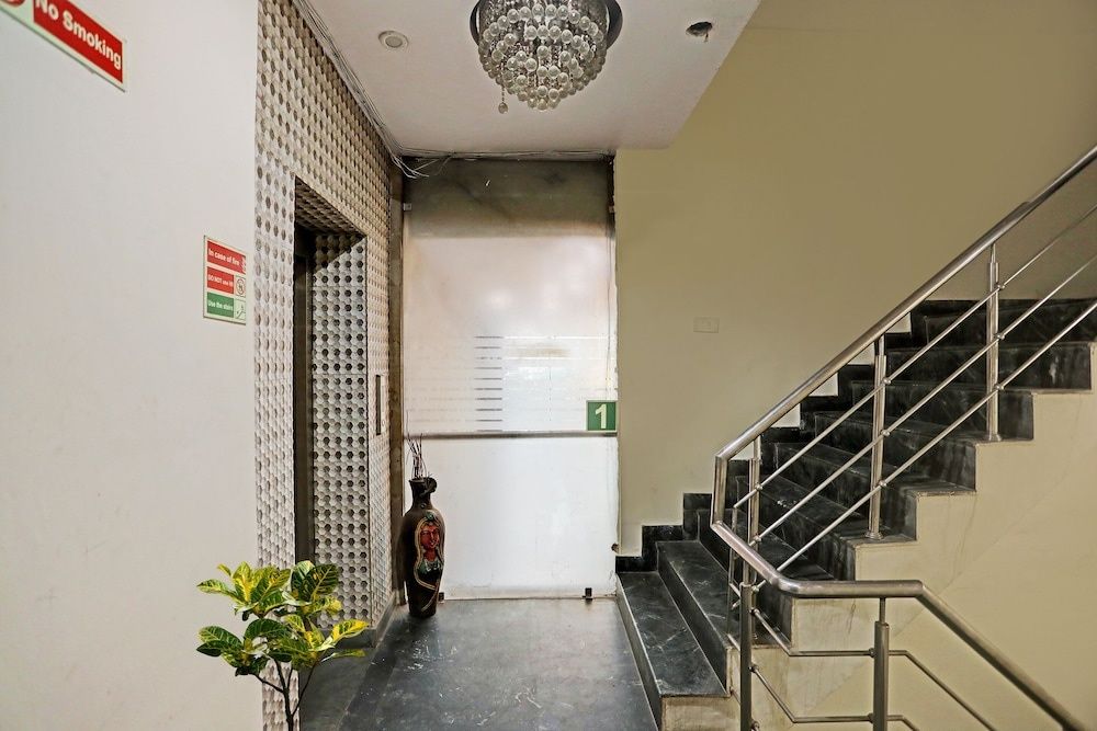 undefined Roomshala 020 Hotel Black Stone 10